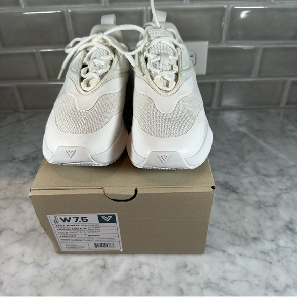 Vessi Waterproof Tidal Sneaker Warm White Women’s Size 7.5 - Picture 7 of 13